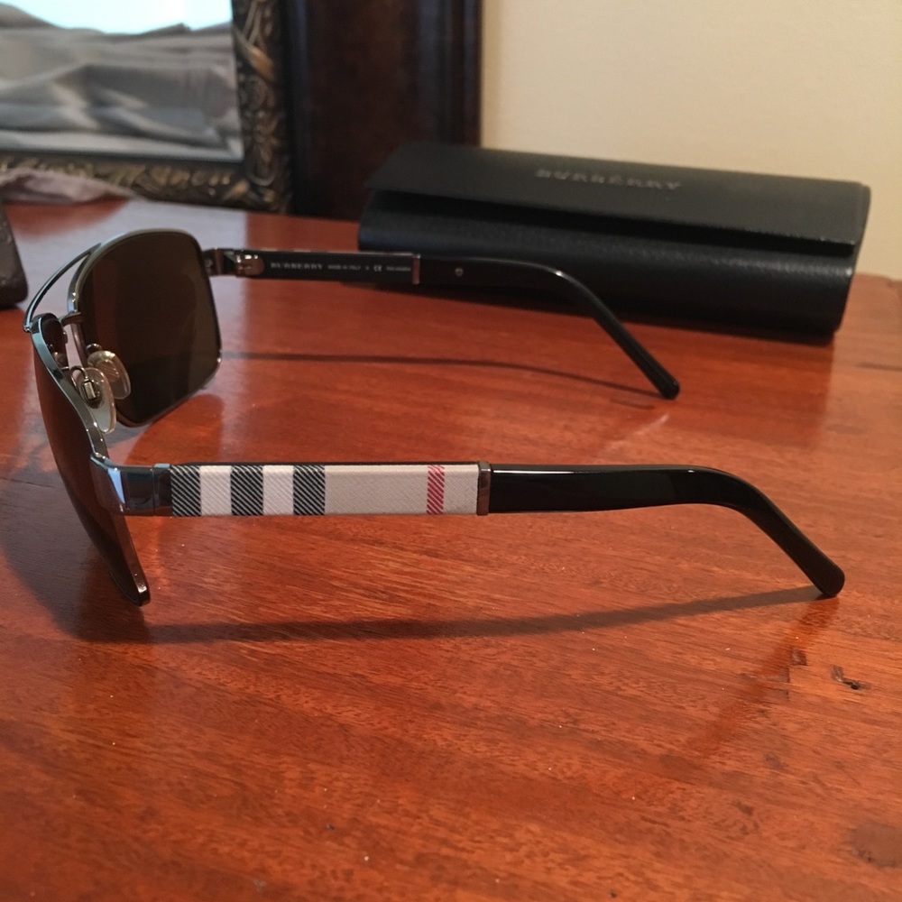 Authentic Burberry sunglasses
